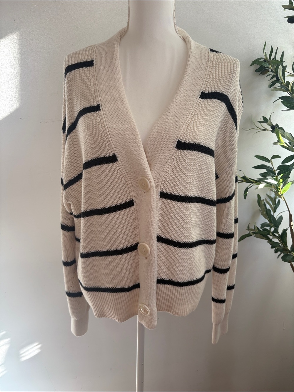 Universal Thread Cream & Black Striped Button Cardigan